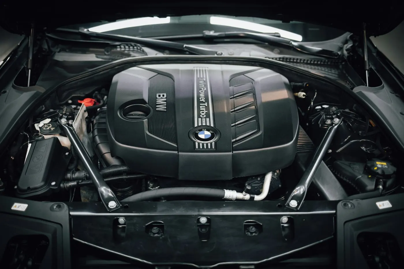 Automobilio variklis ir alyvos keitimas