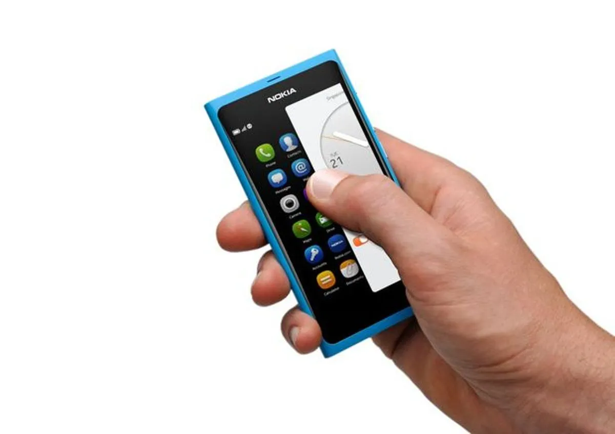 HMD kuria panašų į Nokia N9 telefoną