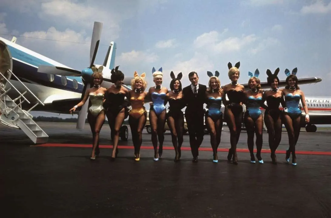 Playboy Rabbits ir Hugh Hefneris, 1965 m. birželis / Nuotr.: Pompeo Posar