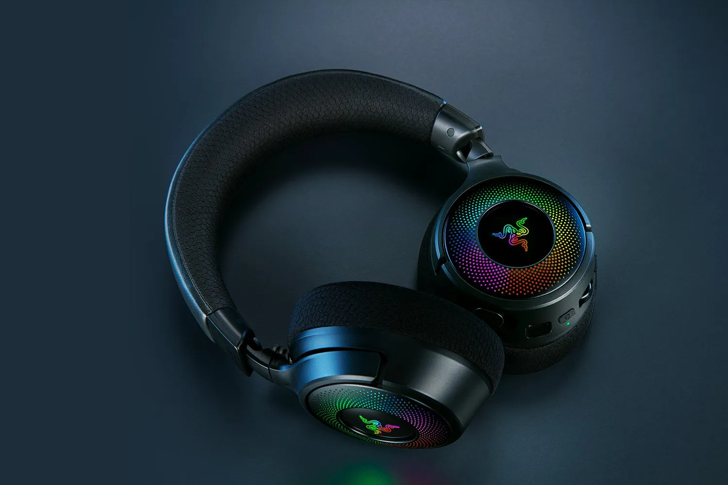 „Razer Kraken V4“ belaidės žaidimų ausinės