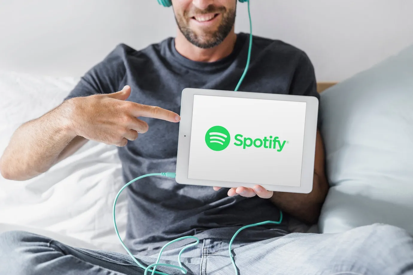 „Spotify“ paskelbė penkis populiariausius 2024 m. vasaros hitus