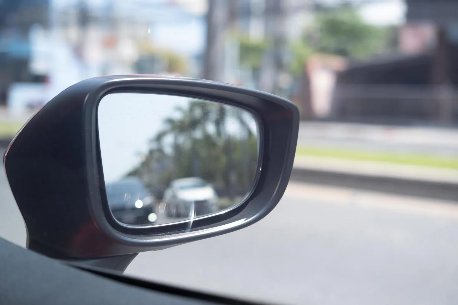 Automobilio veidrodėlių sureguliavimas