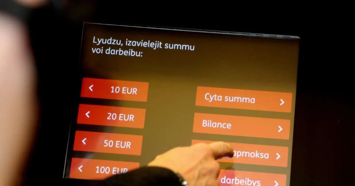 Bankomatas Latvijoje