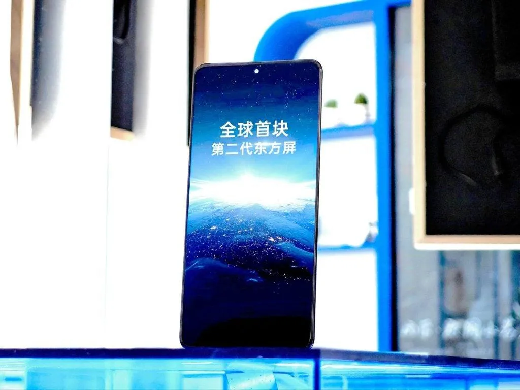 OnePlus 13 tikra nuotrauka