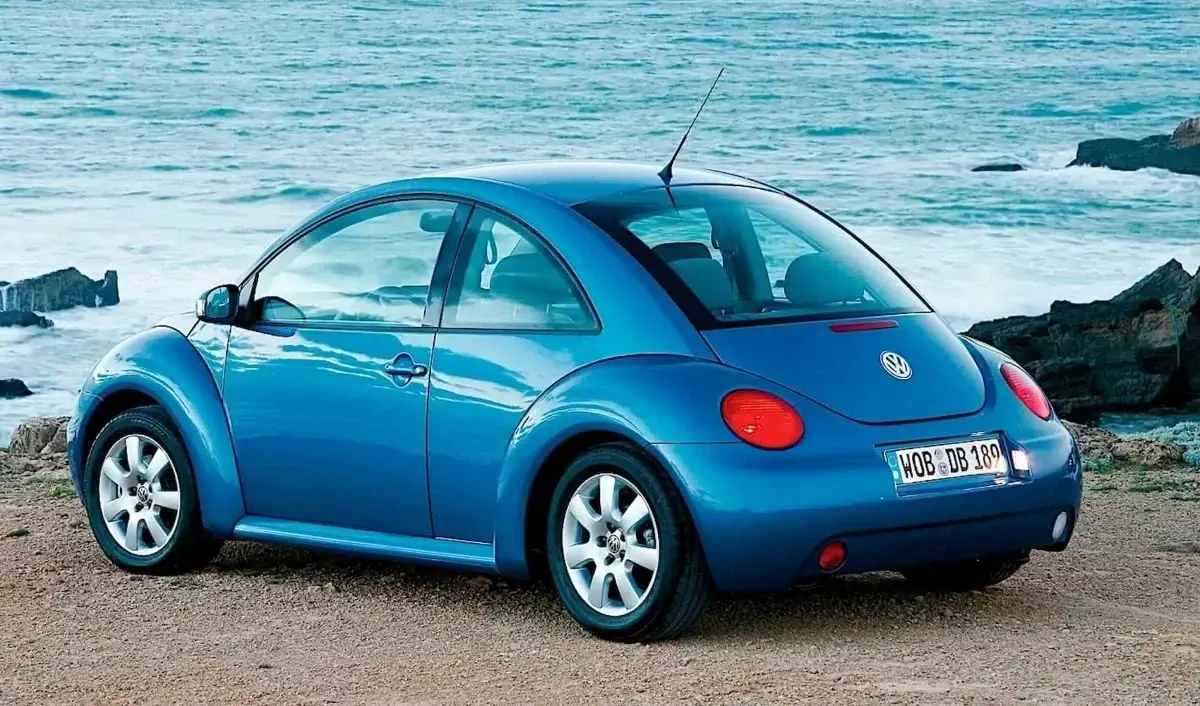 VW Beetle 2000 2 (1)