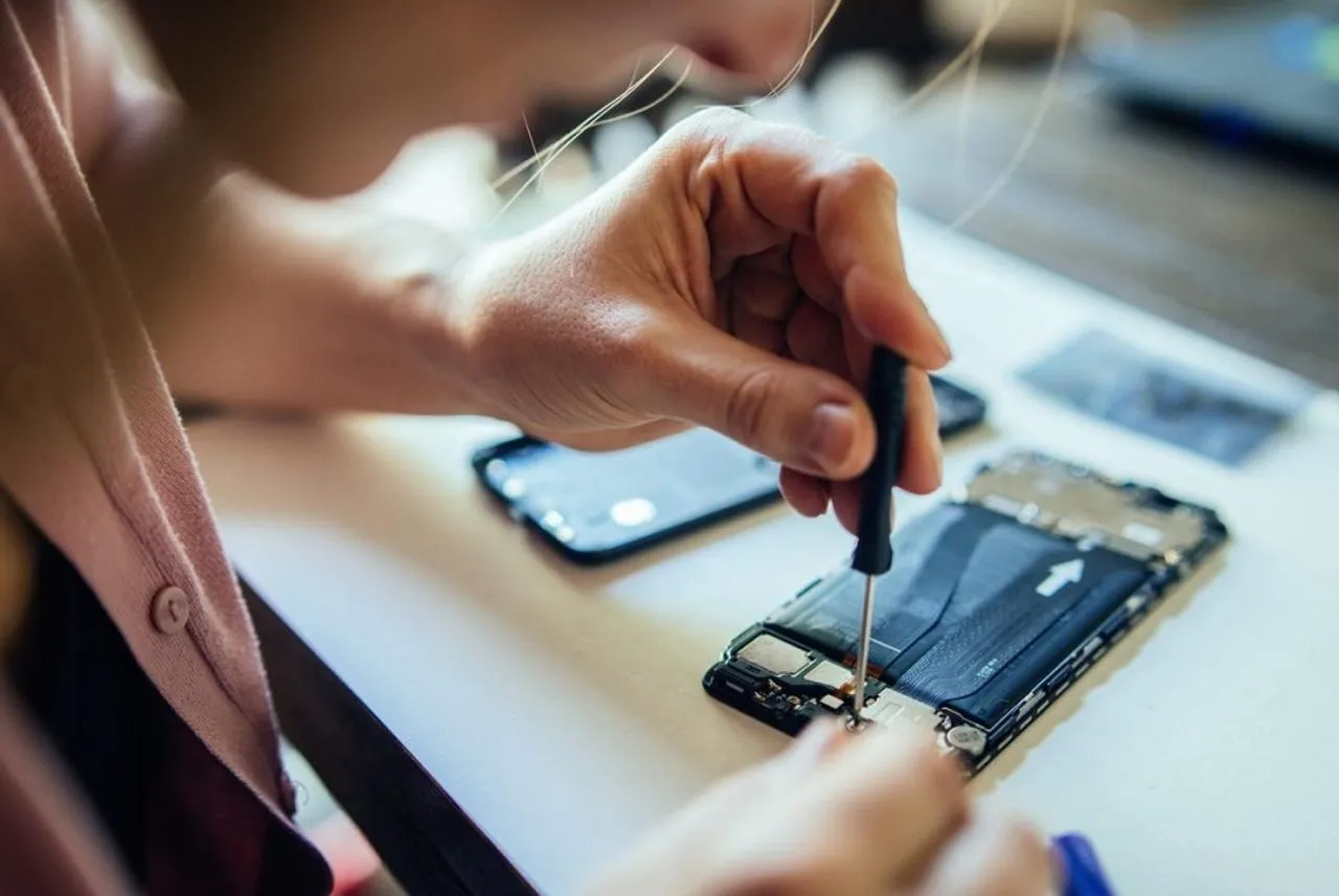 iPhone telefonas servise