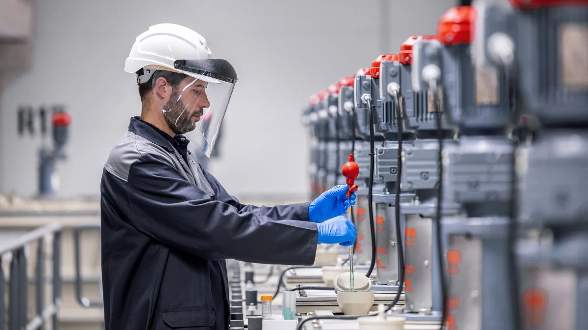 Mercedes-Benz baterijų perdirbimo gamykla 2