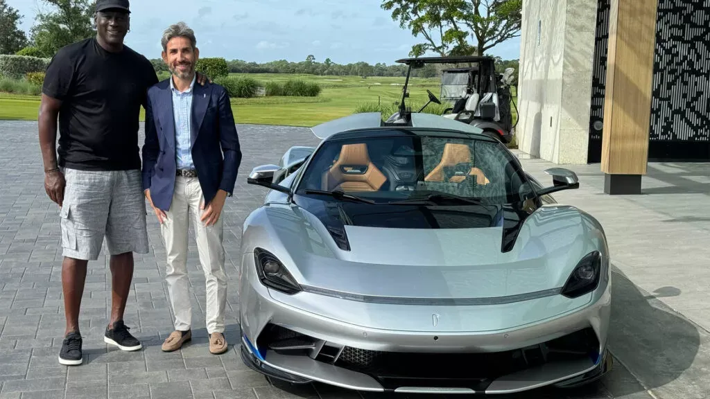 Michael Jordan superautomobilis