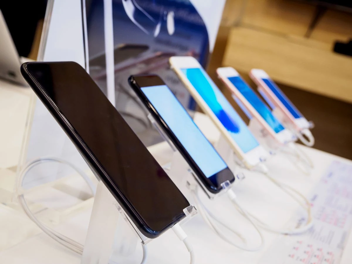 Telefonų pardavimai pasaulyje