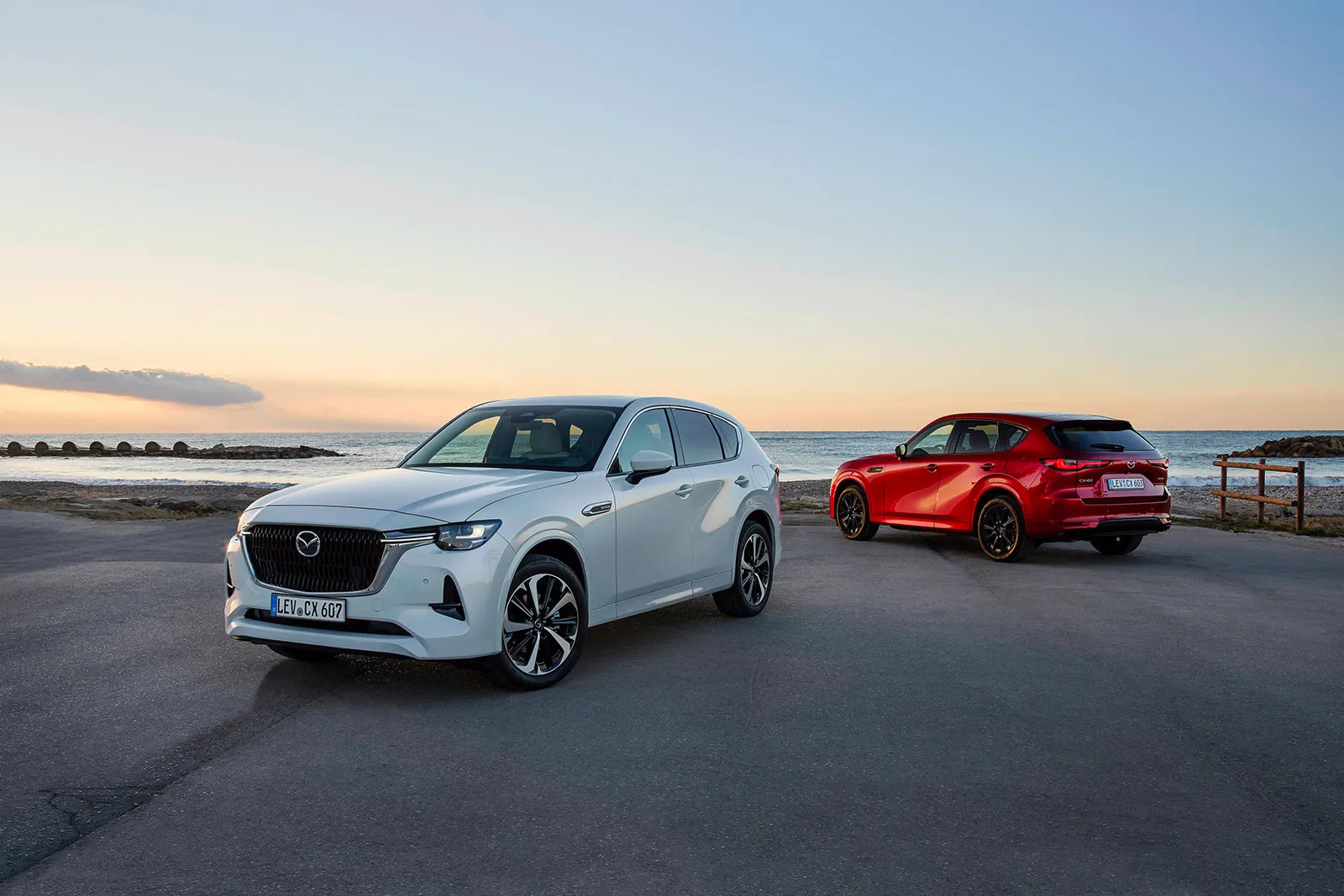 Atnaujinta Europos rinkai skirta „Mazda CX-60“ krosoverio versija