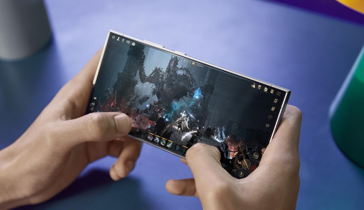 Geriausi telefonai žaidimams 2024