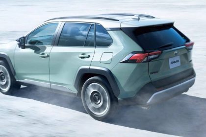 Toyota pristatė atnaujintą 2025 metų „RAV4“