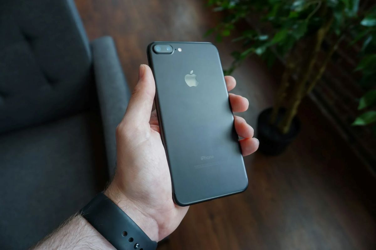 iPhone telefonų taisymas
