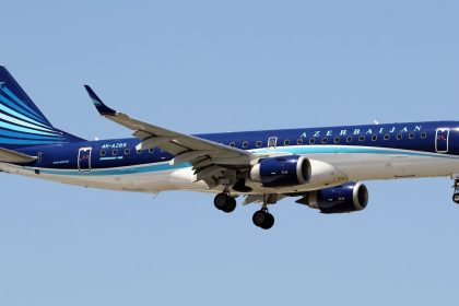 Azerbaijan Airlines lėktuvas | Wiki Media nuotr.