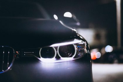 BMW pardavinėjo automobilius rusams