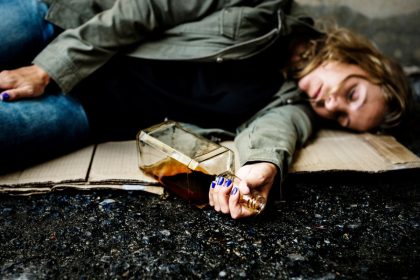 Besaikis alkoholio vartojimas