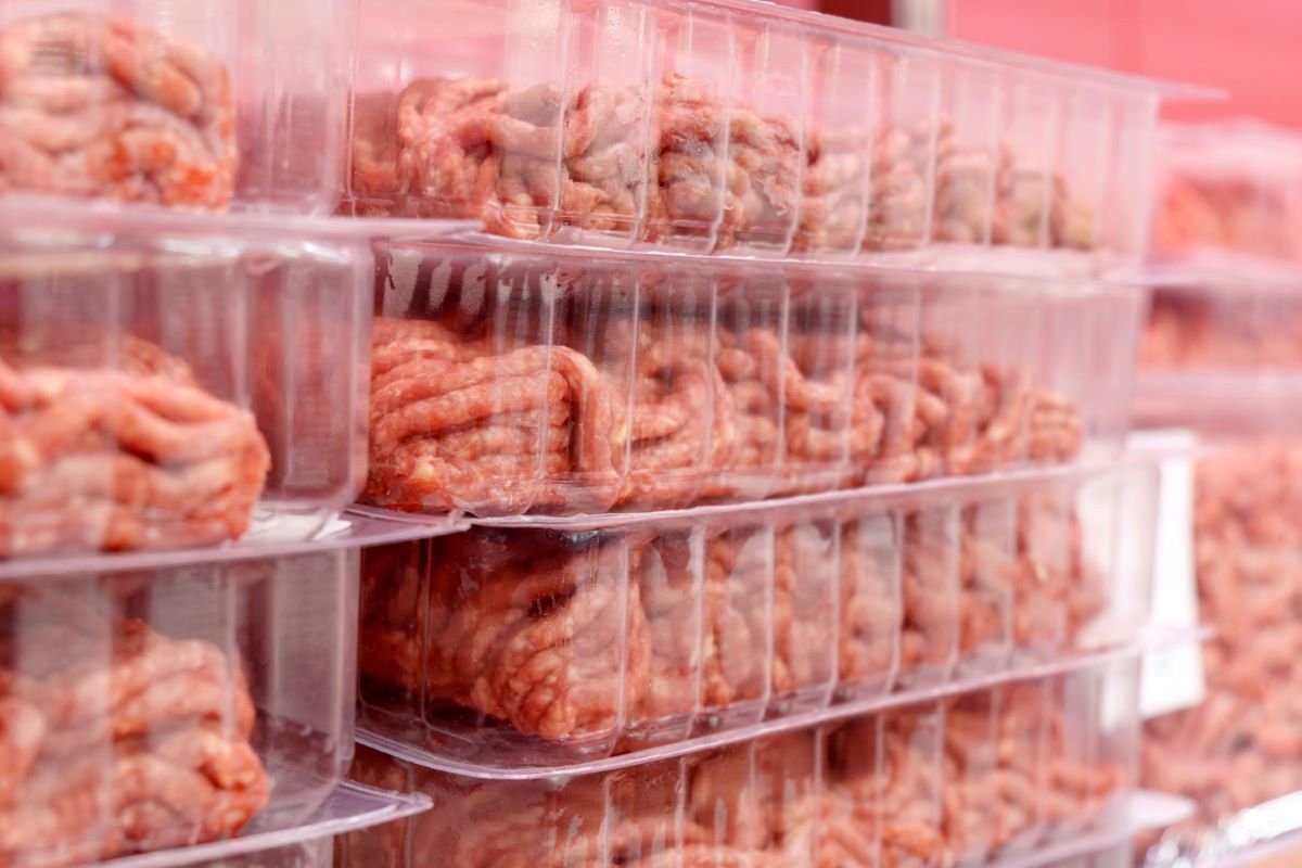 Malta mėsa plastikinėse pakuotėse