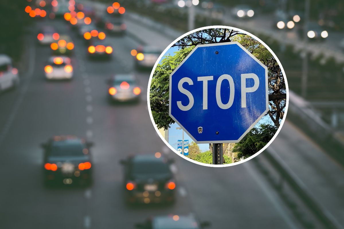 Mėlynas STOP ženklas