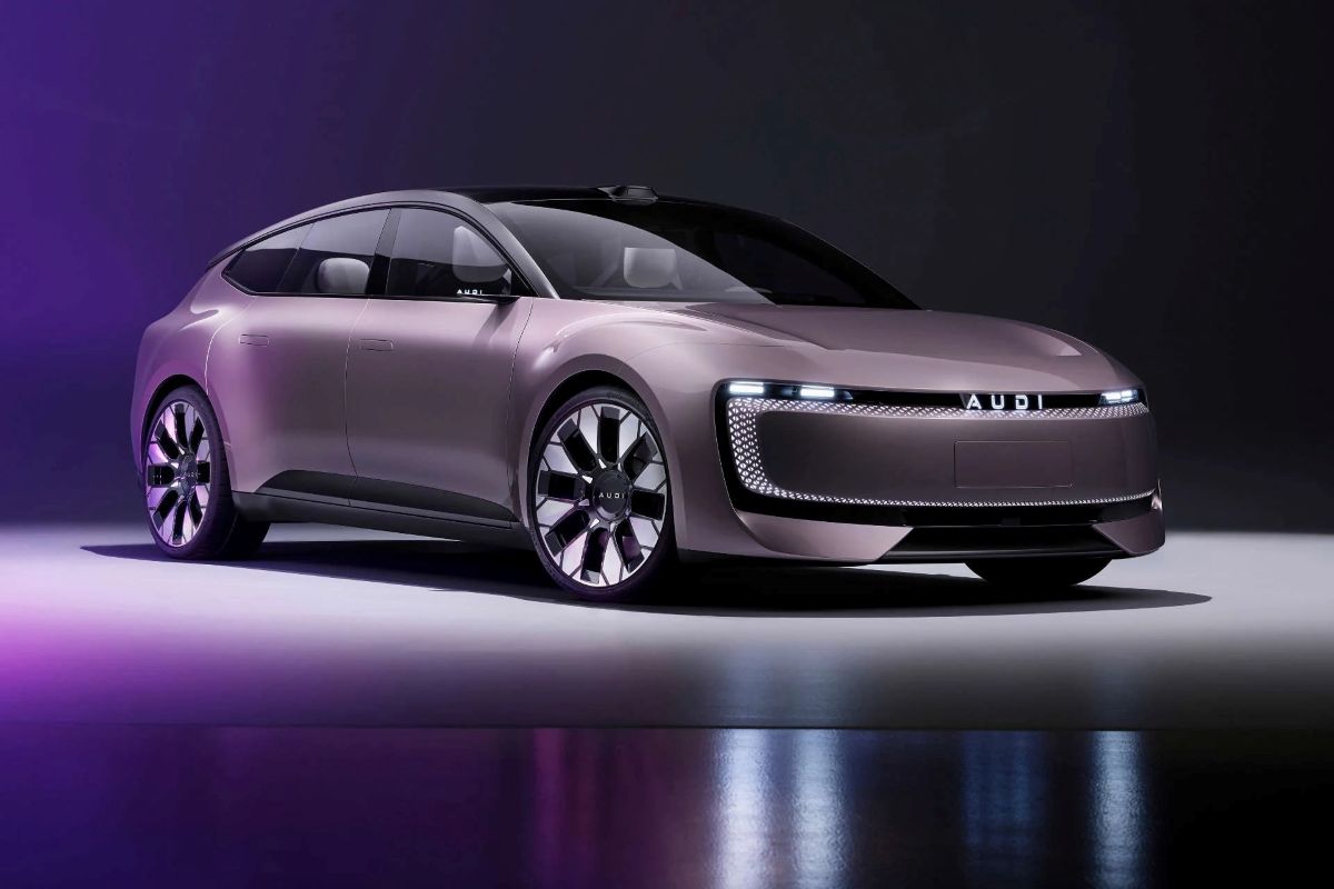 Naujoji elektrinė AUDI 2