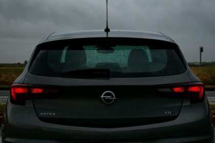Opel Astra automobilis