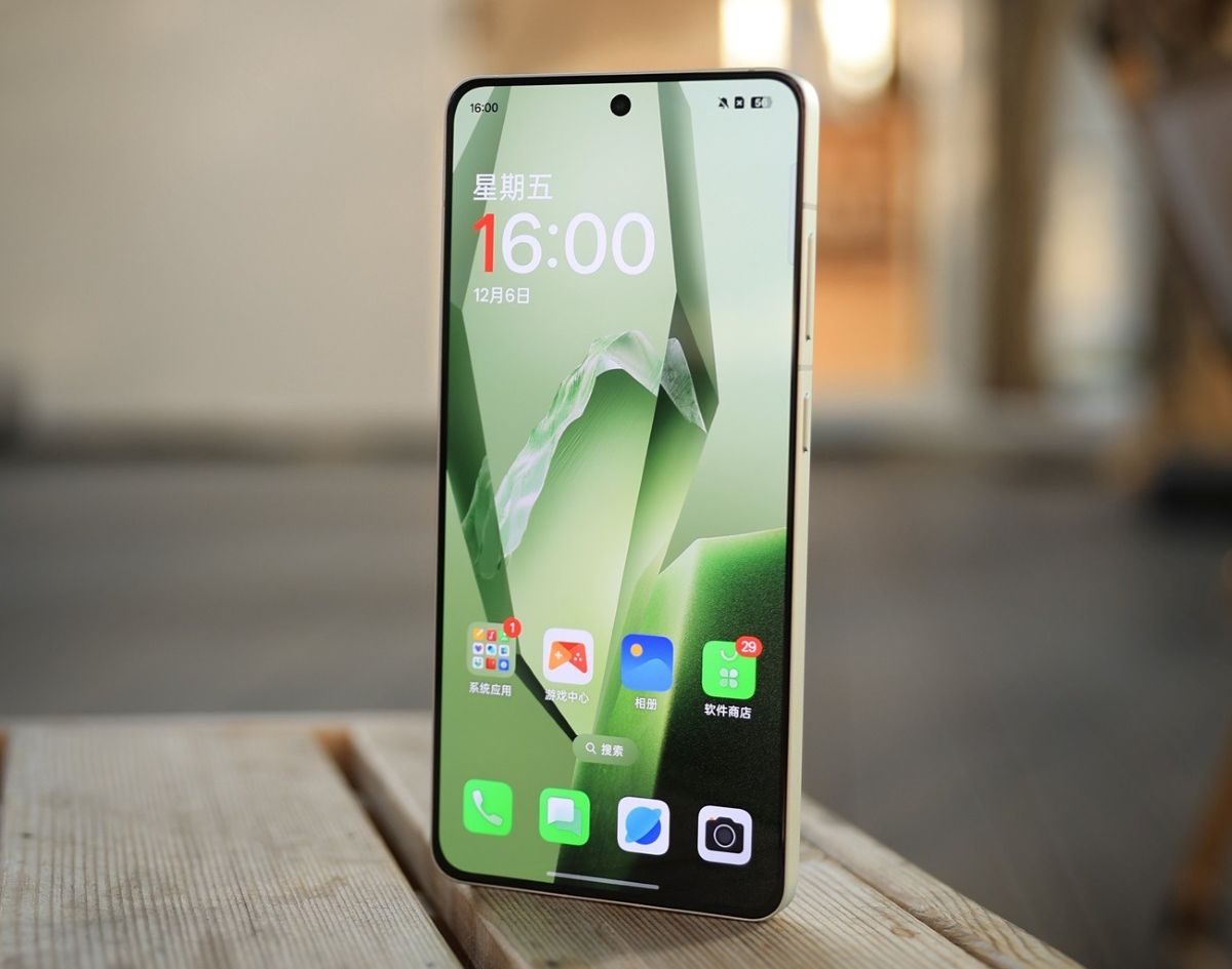 Pirmosios „OnePlus Ace 5“ nuotraukos