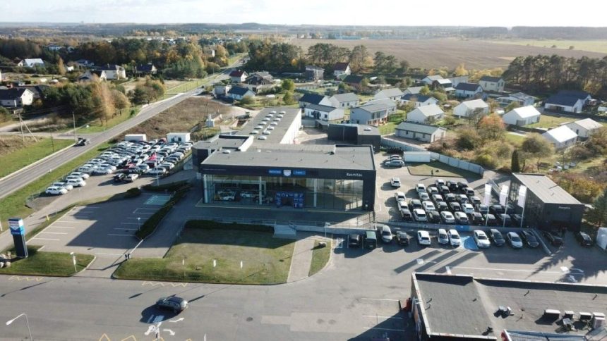 Tesla salonas