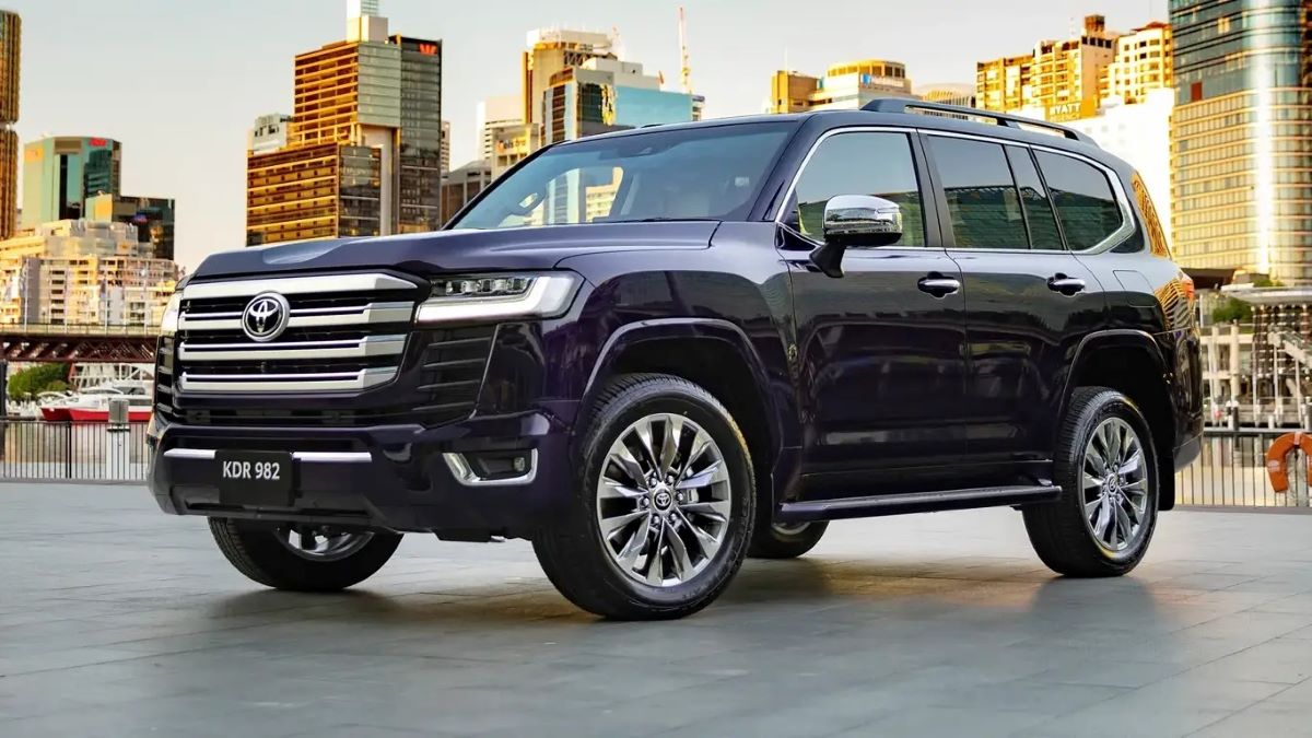 Toyota Land Cruiser 300