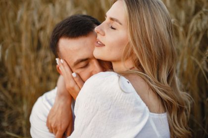 10 dalykų, kurie padeda vyrui įsimylėti
