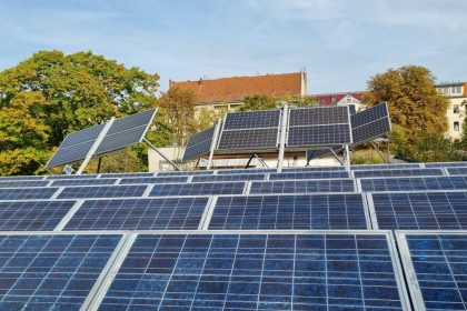 Atsinaujinanti energija – saulės elektrinės (1)
