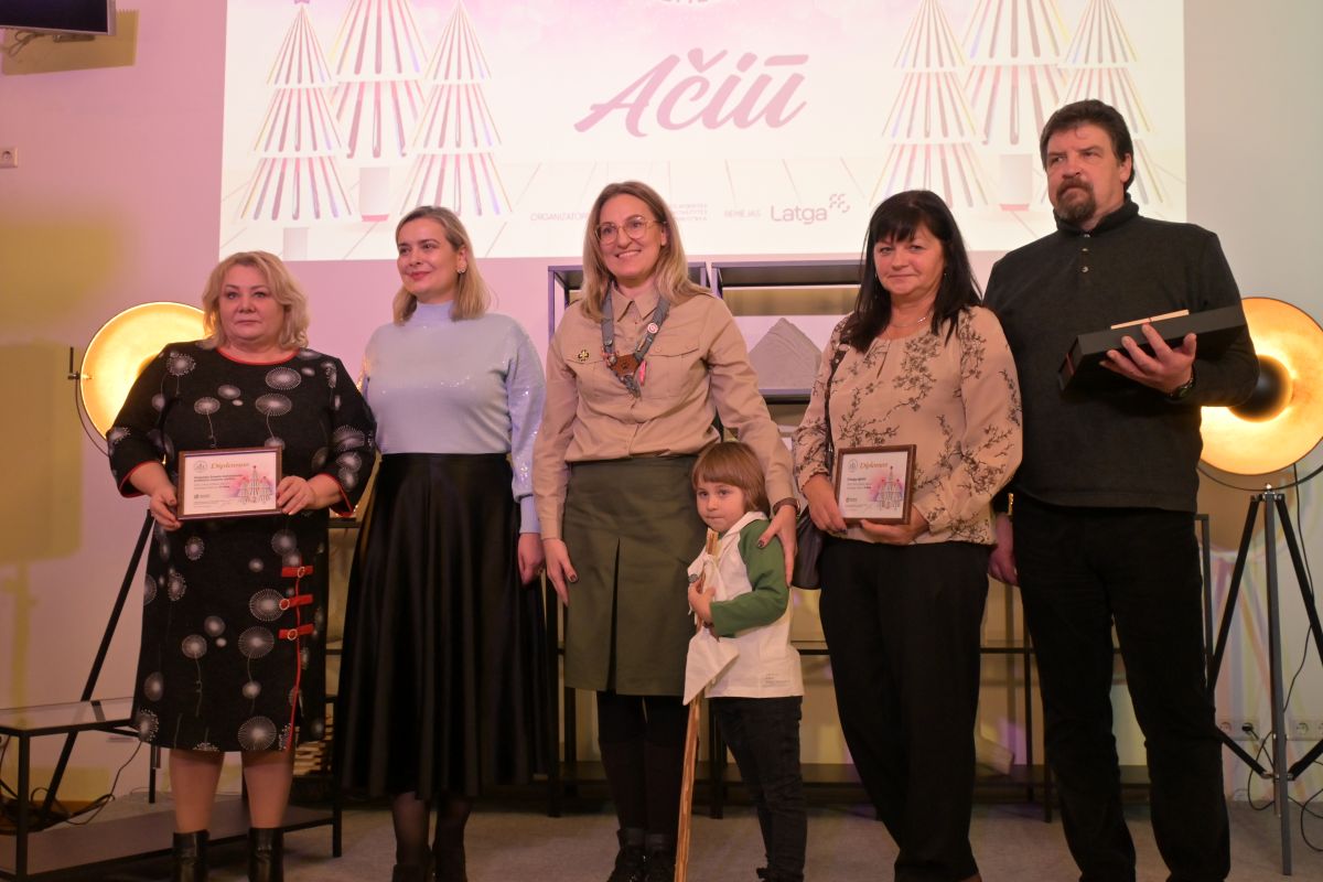 Bendra laimėtojų nuotrauka