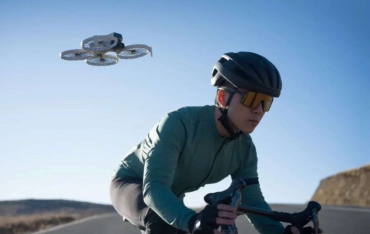 DJI Flip dronas