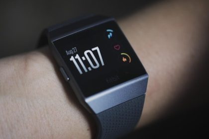 Fitbit laikrodžiai sukeldavo nudegimus