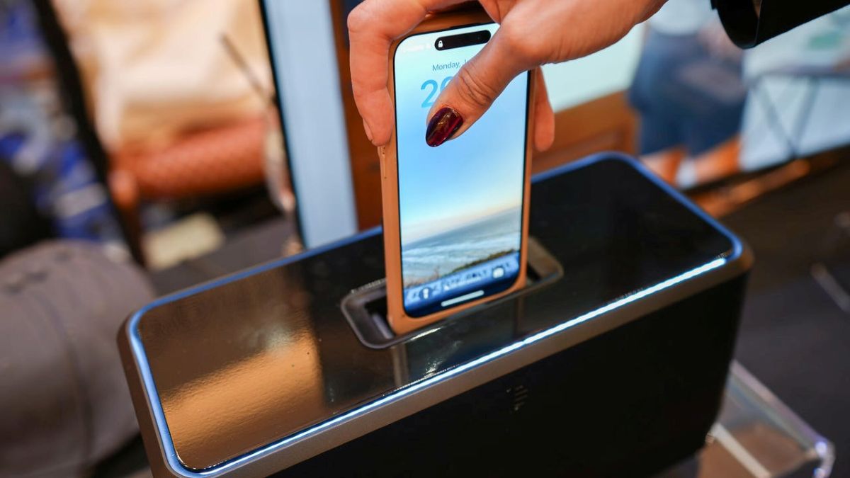 Įkrauti telefoną per kelias akimirkas