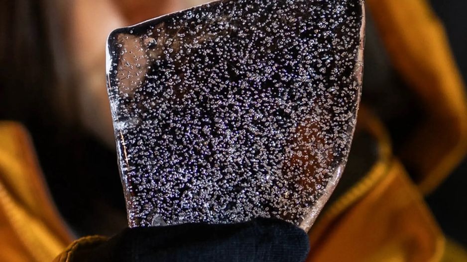 Iš 3,2 km gylio ištrauktas ledo luitas yra informacijos apie buvusį klimatą šaltinis | Nuotrauka Oregono valstijos universitetas