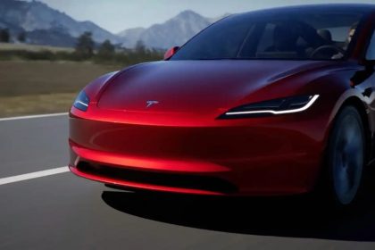 Model 3 gaminamas Kinijoje