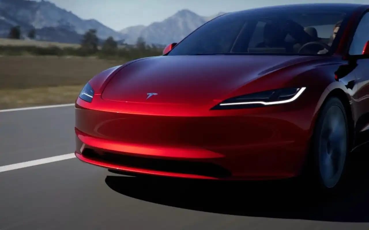 Model 3 gaminamas Kinijoje