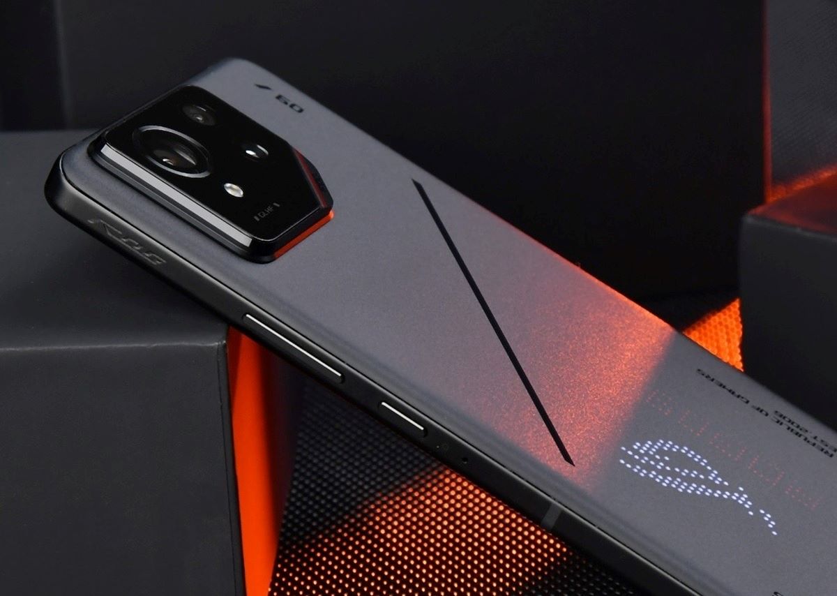 ROG Phone 9 FE (Fan Edition)