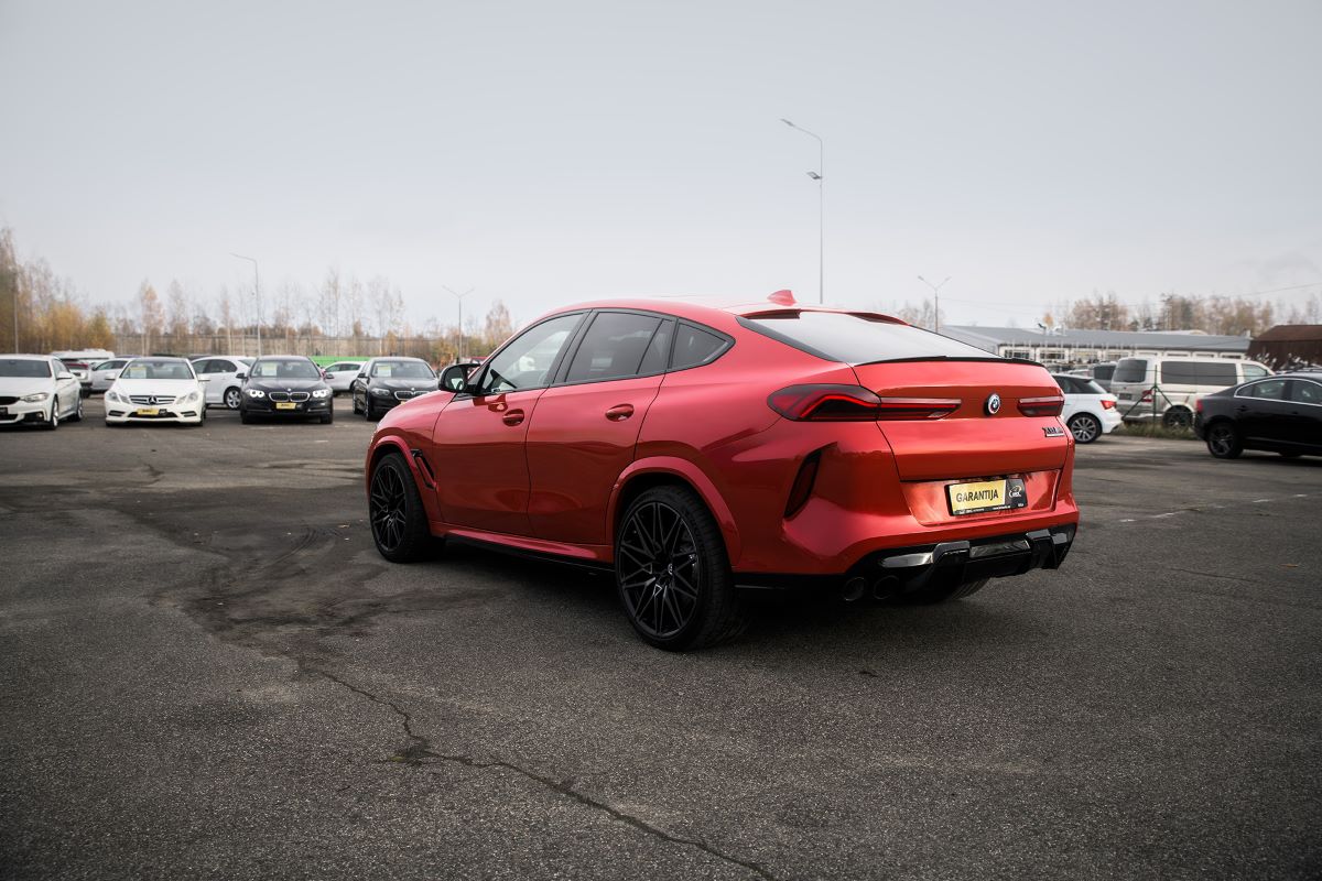 Nauji automobiliai iš kart praranda vertę