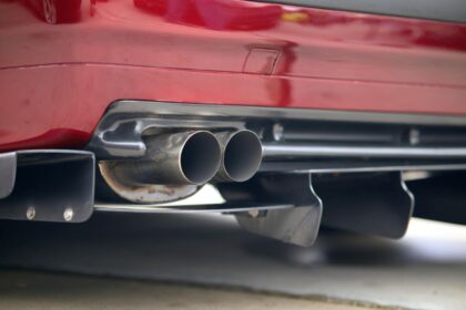 Automobilių išmetimo sistema