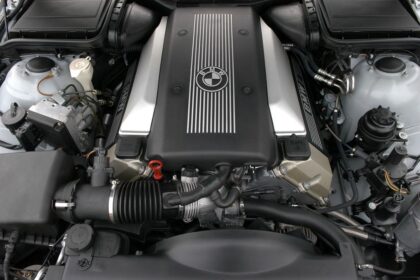 BMW V8 variklis