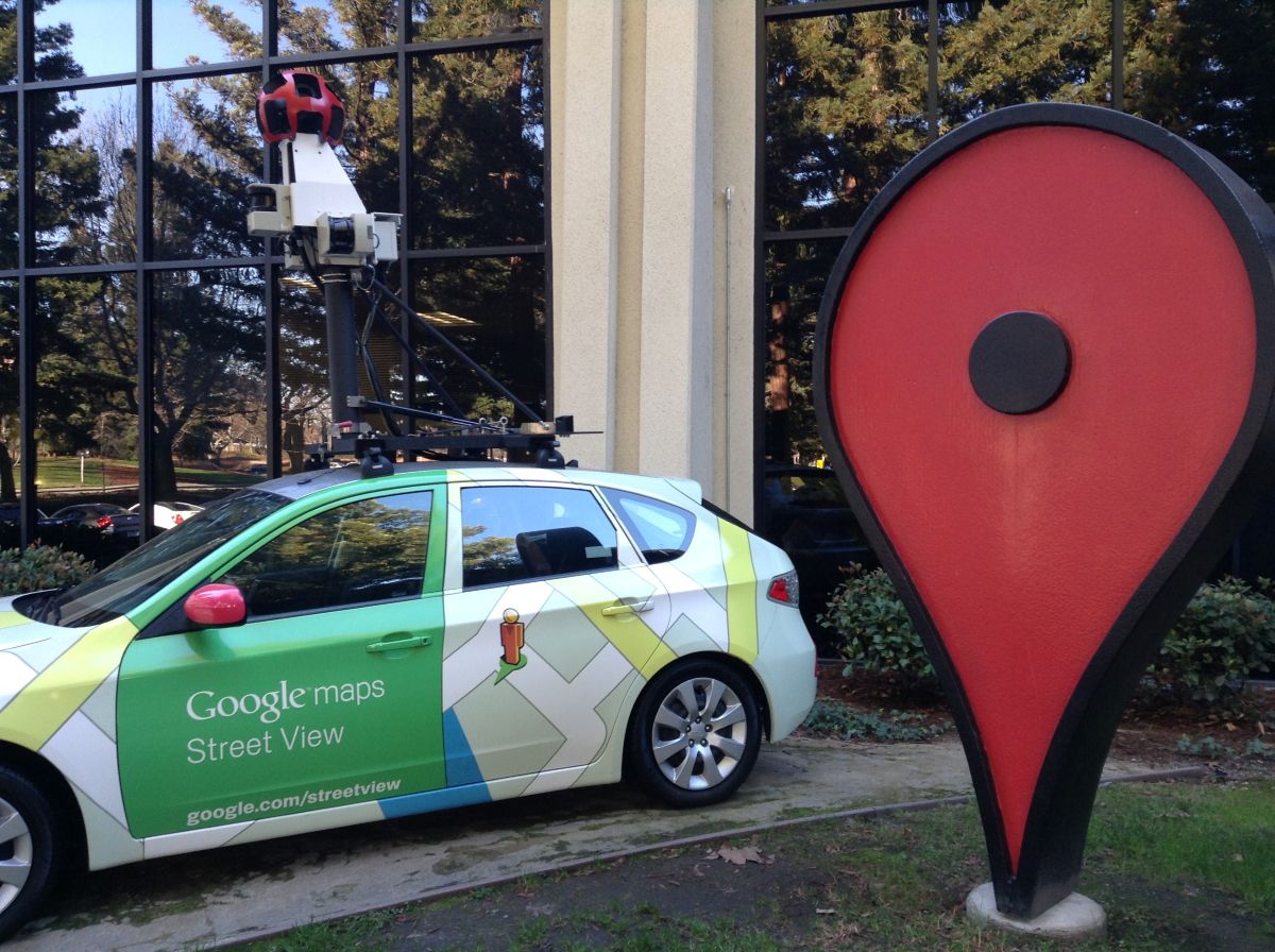 Google Street View automobiliai