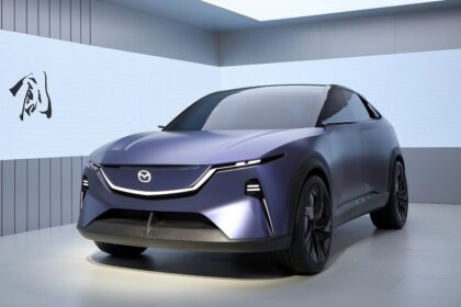 Mazda CX-6e | NZ Autocar nuotr.