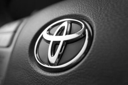 Naujas Toyota elektromobilis
