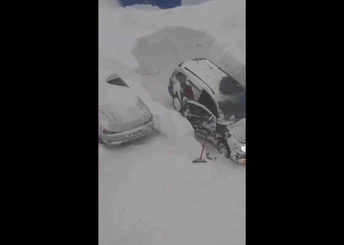 Sniego kalnai Rusijoje