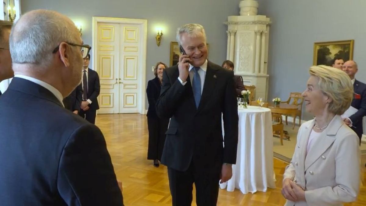 "Sudie Rusija, viso gero Leninai", - pasakė Gitanas Nausėda