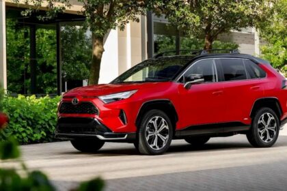 Toyota RAV4 EV versija