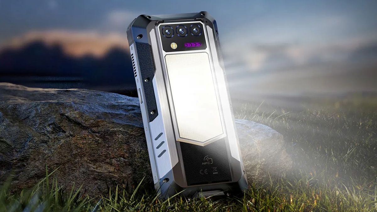 WP100 Titan telefonas
