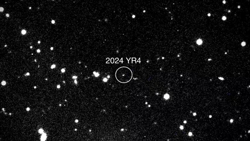 Šioje 2025 m. sausio 31 d. NASA pateiktoje dalomojoje nuotraukoje asteroidas 2024 YR4 užfiksuotas keturiomis dienomis anksčiau, naudojant 2,4 m Magdalena Ridge teleskopą Naujosios Meksikos technologijos institute. Nuotrauka: AFP/NASA