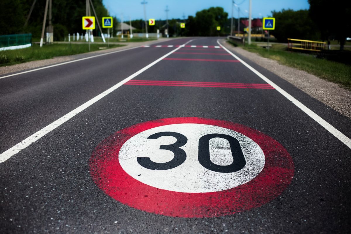 30 km per valandą