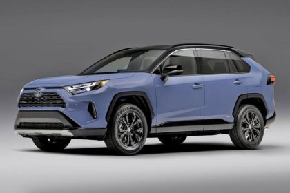 5 kartos Toyota RAV 4
